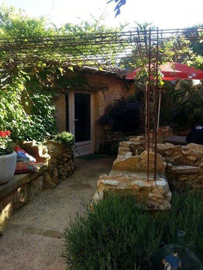 Le Clos Mandalou Panzió Saint-Pompont Kültér fotó